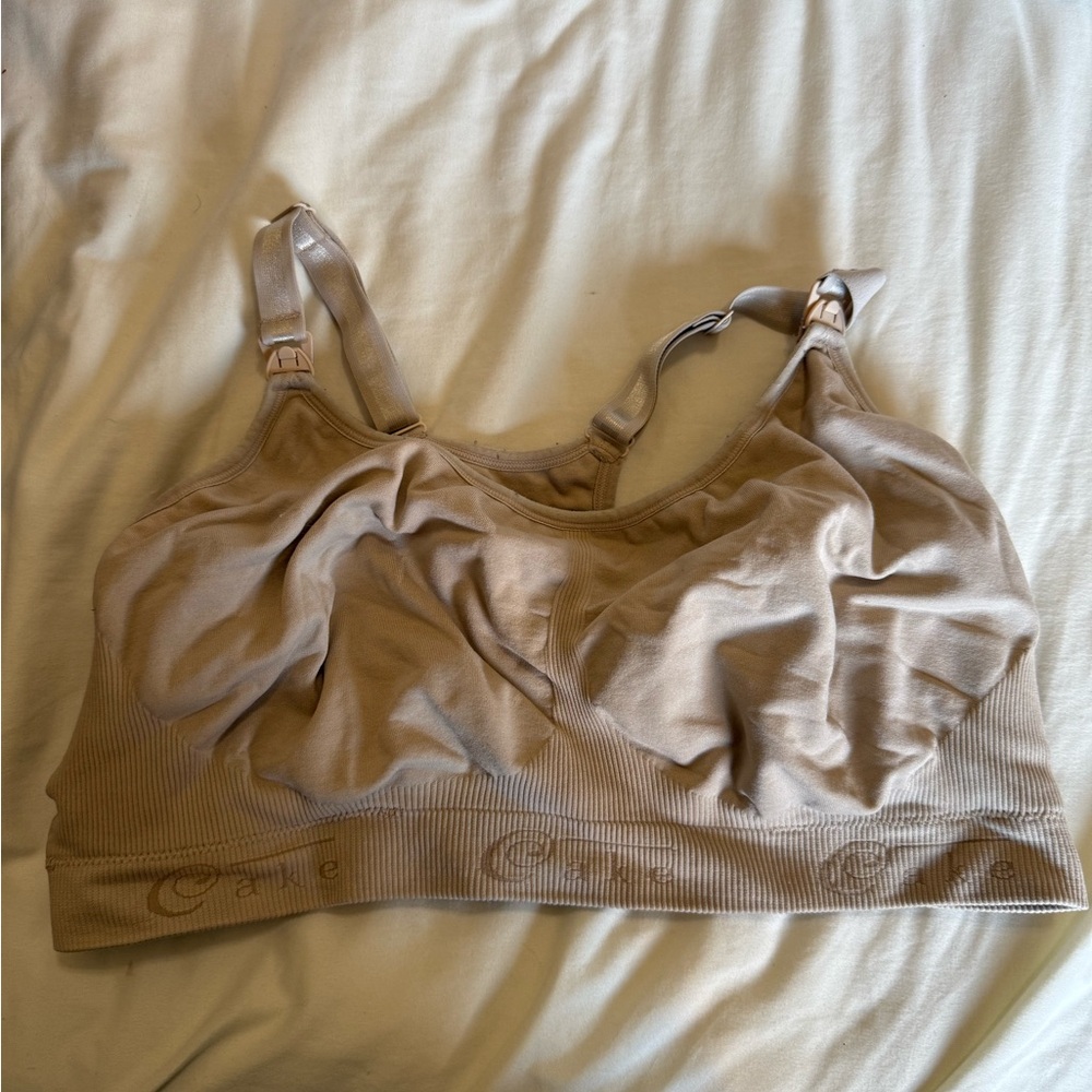 Cake cotton candy maternity bra